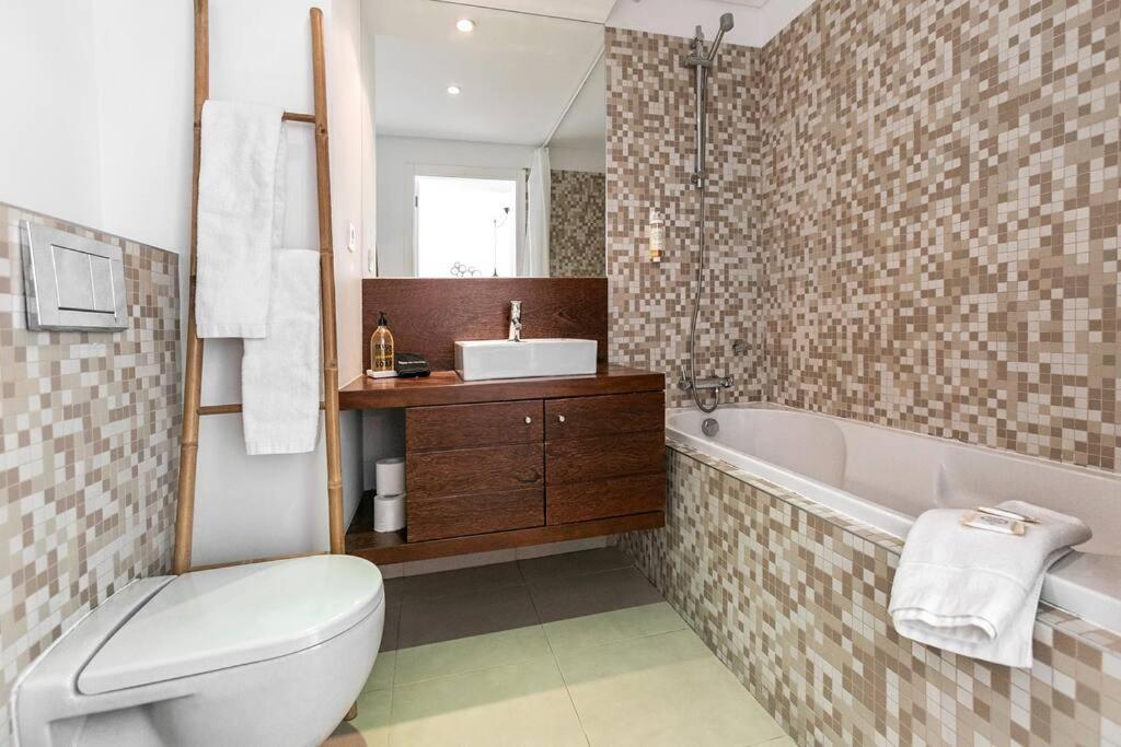 Apartment Metro & Pool Lissabon